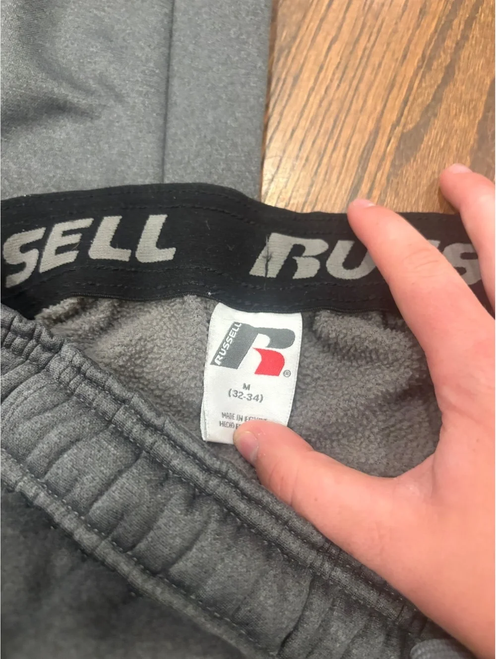 Russell Medium Gray Sweatpants Size M (32-34)